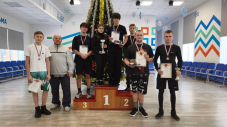 Новогодний молодёжный турнир по мас-рестлингу 